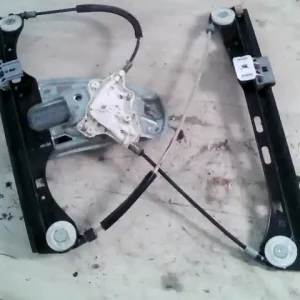 Biztonságos fizetés MERCEDES C (W203) 2000.06.01-2006.12.31 Jobb első ablakemelő szerkezet elektromos bontott alkatrész