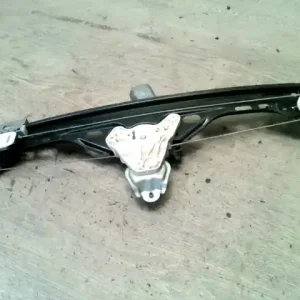 Különleges ajánlat MERCEDES C (W203) 2000.06.01-2006.12.31 Jobb hátsó ablakemelő szerkezet elektromos kombi bontott alkatrész