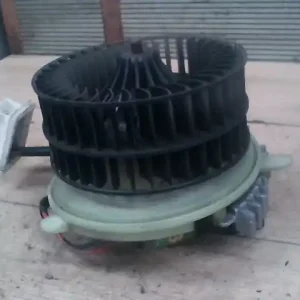 Csak ma MERCEDES C (W202) 1993-2000 Fűtőmotor 2.0i bontott alkatrész