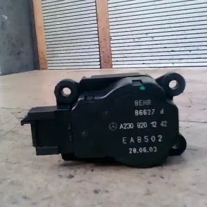 Kiárusítás MERCEDES E(W211) 2002.04.01-2006.06.30 Fűtésszabályzó zsalu állító motor bontott alkatrész