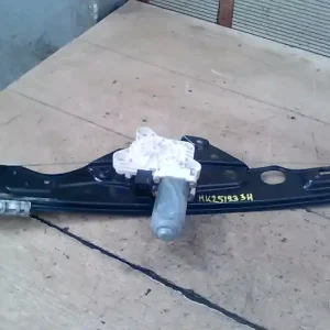 Szezonális akció MERCEDES E(W211) 2002.04.01-2006.06.30 Jobb hátsó ablakemelő szerkezet elektromos kombi bontott alkatrész