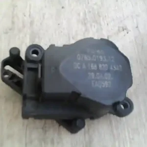 Kiárusítás MERCEDES VANEO 01.09-05.09 Fűtés állító motor bontott alkatrész