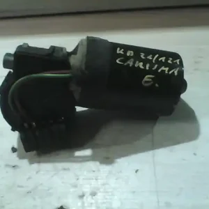 Végkiárusítás MITSUBISHI CARISMA 95.05-99.07 Ablaktörlő motor első bontott alkatrész