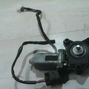 Gyors kiszállítás MERCEDES W220 S 320 CDI Bal hátsó ablakemelő motor bontott alkatrész