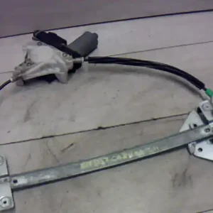 MITSUBISHI CARISMA 95.05-99.07 Jobb hátsó ablakemelő szerkezet elektromos elektromosbontott alkatrész Ne maradj le