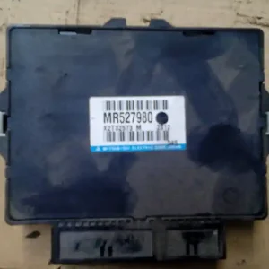 MITSUBISHI COLT 98-03 Abs vezérlő elektronika bontott alkatrész Vásárlói kedvenc