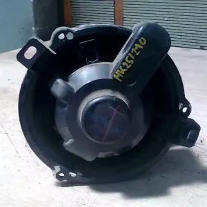 Kedvezményes ár MITSUBISHI COLT 04.04-08.09 Fűtőmotor bontott alkatrész