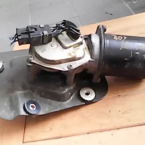 Árcsökkenés MITSUBISHI COLT 92-96 Ablaktörlő motor első bontott alkatrész