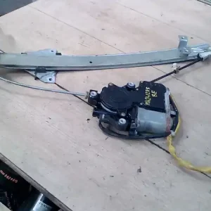 MITSUBISHI GALANT Bal első ablakemelő szerkezet elektromos bontott alkatrész Gyors szállítás