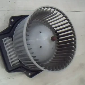 Expressz szállítás MITSUBISHI LANCER 04.06.01-07.05.30 Fűtőmotor klímás bontott alkatrész