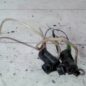 Azonnali szállítás MITSUBISHI LANCER 91-96 Ablakmosó motor első 2 motoros tartályhoz bontott alkatrész