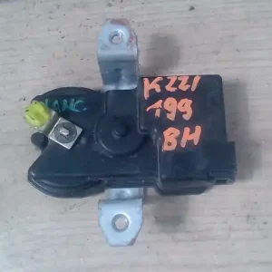 Olcsó MITSUBISHI LANCER 91-96 Bal hátsó központi zár motor 4 ajtós bontott alkatrész