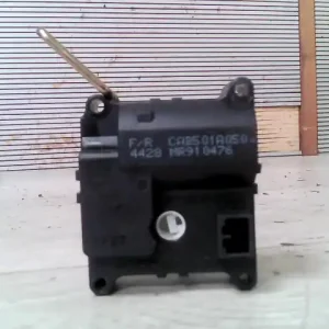 MITSUBISHI Space Star 2000.09.01-2004.12.03 Fűtés állító motor bontott alkatrész Alacsony ár