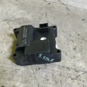 Biztonságos fizetés MITSUBISHI Space Star 2000.09.01-2004.12.03 Fűtésszabályzó zsalu állító motor 1.6 i bontott alkatrész