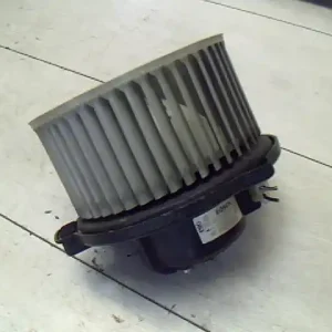 MITSUBISHI Space Star 1999.06.01-2000.08.31 Fűtőmotor bontott alkatrész Azonnali szállítás