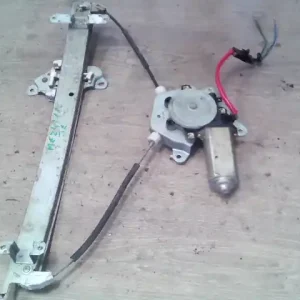 Csak ma NISSAN ALMERA 98-00 Jobb első ablakemelő szerkezet elektromos bontott alkatrész
