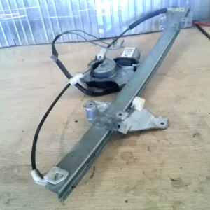 NISSAN ALMERA TINO Jobb első ablakemelő szerkezet elektromos bontott alkatrész Ingyenes szállítás