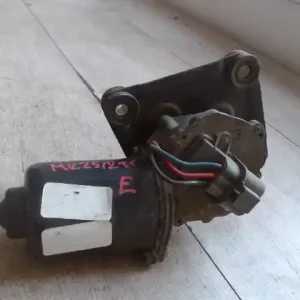 Legjobb ár NISSAN MICRA K11 92.08-00.07 Ablaktörlő motor első bontott alkatrész