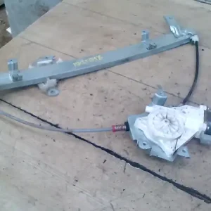 Prémium NISSAN MICRA K12 2002-2010 Bal első ablakemelő szerkezet elektromos 3 ajtós bontott alkatrész