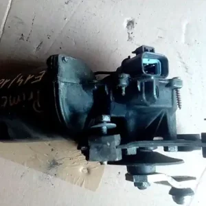 NISSAN PRIMERA P11 96.10-99.09 Ablaktörlő motor első bontott alkatrész Alacsony ár