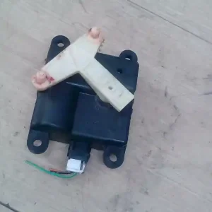 NISSAN PRIMERA P12 2001-2007 Fűtésszabályzó zsalu állító motor bontott alkatrész Csak ma