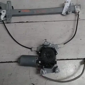 Végkiárusítás NISSAN PRIMERA P11 96.10-99.09 Jobb hátsó ablakemelő szerkezet elektromoscombi bontott alkatrész