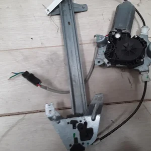 NISSAN PRIMERA P11 96.10-99.09 Jobb hátsó ablakemelő szerkezet elektromos bowdenes elektromos 5 ajtós 5 ajtós, bowdenes bontott alkatrész Outlet