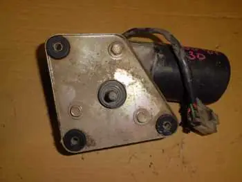 Ingyenes szállítás NISSAN VANETTE CARGO Ablaktörlő motor első bontott alkatrész