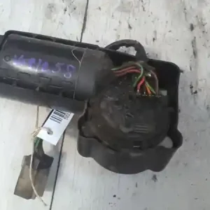 NISSAN VANETTE CARGO Ablaktörlő motor első bontott alkatrész Ingyenes szállítás