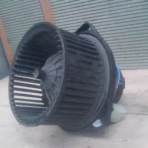 NISSAN VANETTE CARGO Fűtőmotor 2.3d bontott alkatrész Olcsó