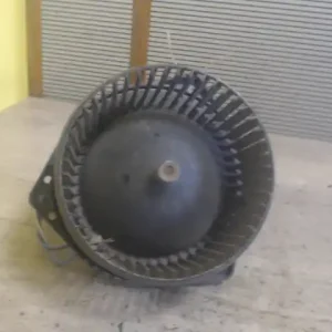 NISSAN VANETTE CARGO Fűtőmotor 2.3 d bontott alkatrész Gyors kiszállítás