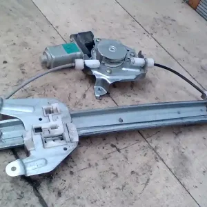 Csak ma NISSAN X-TRAIL T30 2001.06.01-2007.02.28 Jobb hátsó ablakemelő szerkezet elektromos bontott alkatrész