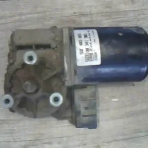 Azonnal elérhető OPEL ASTRA F 91-94 Ablaktörlő motor első 5 ajtós bontott alkatrész