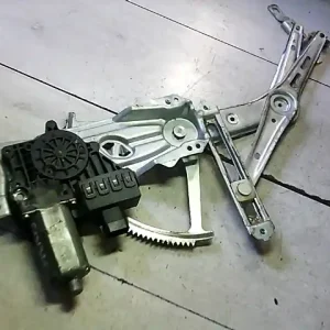 Vedd meg online OPEL ASTRA G 97-04 Bal első ablakemelő szerkezet elektromos combi bontott alkatrész