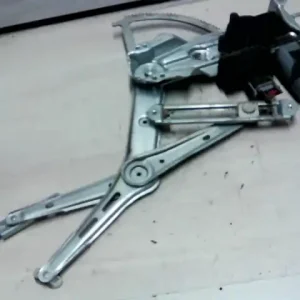 Azonnal elérhető OPEL ASTRA G 97-04 Bal első ablakemelő szerkezet elektromos bontott alkatrész