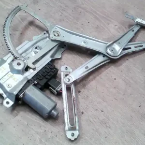 Vásárlói kedvenc OPEL ASTRA G 97-04 Bal első ablakemelő szerkezet elektromos bontott alkatrész