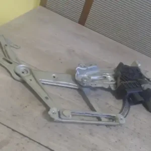Árengedmény OPEL ASTRA G 97-04 Bal első ablakemelő szerkezet elektromos bontott alkatrész