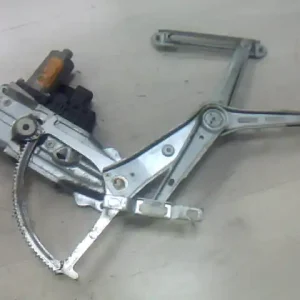 Vedd meg most OPEL ASTRA G 97-04 Jobb első ablakemelő szerkezet elektromos kombibontott alkatrész