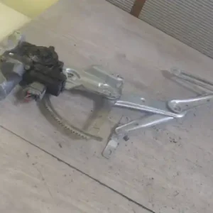 Vedd meg online OPEL ASTRA G 97-04 Jobb első ablakemelő szerkezet elektromos bontott alkatrész