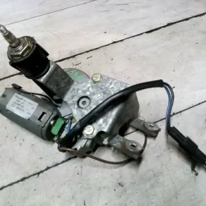 Vedd meg online OPEL CORSA B 93-00 Ablaktörlő motor hátsó bontott alkatrész