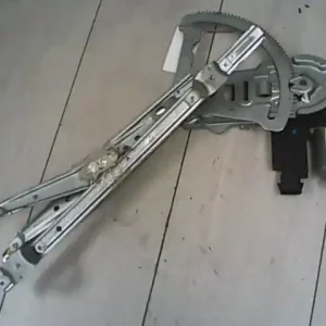 Vedd meg most OPEL CORSA C 00-06 Jobb első ablakemelő szerkezet elektromos bontott alkatrész