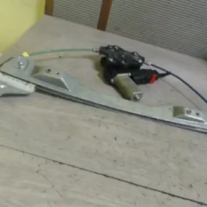 Azonnal elérhető OPEL CORSA D 06-11 Bal első ablakemelő szerkezet elektromos bontott alkatrész