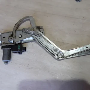 Utolsó esély OPEL TIGRA Bal első ablakemelő szerkezet elektromos bontott alkatrész