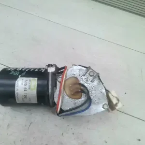 Akció PEUGEOT 106 91-96 Ablaktörlő motor első bontott alkatrész