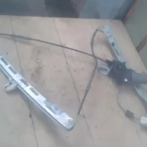 Biztonságos fizetés PEUGEOT 206 Bal első ablakemelő szerkezet elektromos 5 ajtós bontott alkatrész