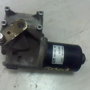 Vedd meg online PEUGEOT 307 01-05 Ablaktörlő motor első bontott alkatrész