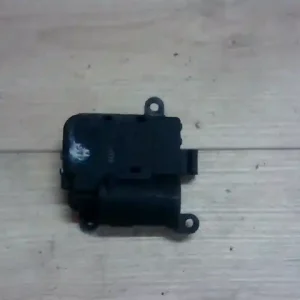 Vedd meg most PEUGEOT 307 01-05 Fűtés állító motor bontott alkatrész