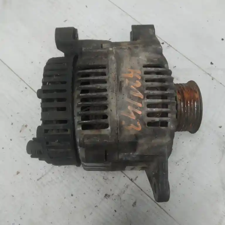 Alacsony ár PEUGEOT 405 -94 Generátor. 2.0i bontott alkatrész