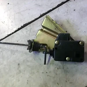 Utolsó esély PEUGEOT 607 Központizár motor tankajtóhoz bontott alkatrész