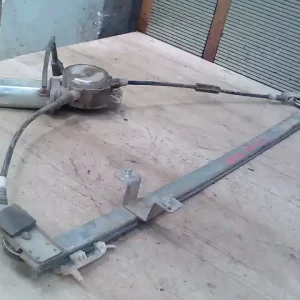 Azonnal elérhető PEUGEOT BOXER 94-02 Bal első ablakemelő szerkezet elektromos bontott alkatrész